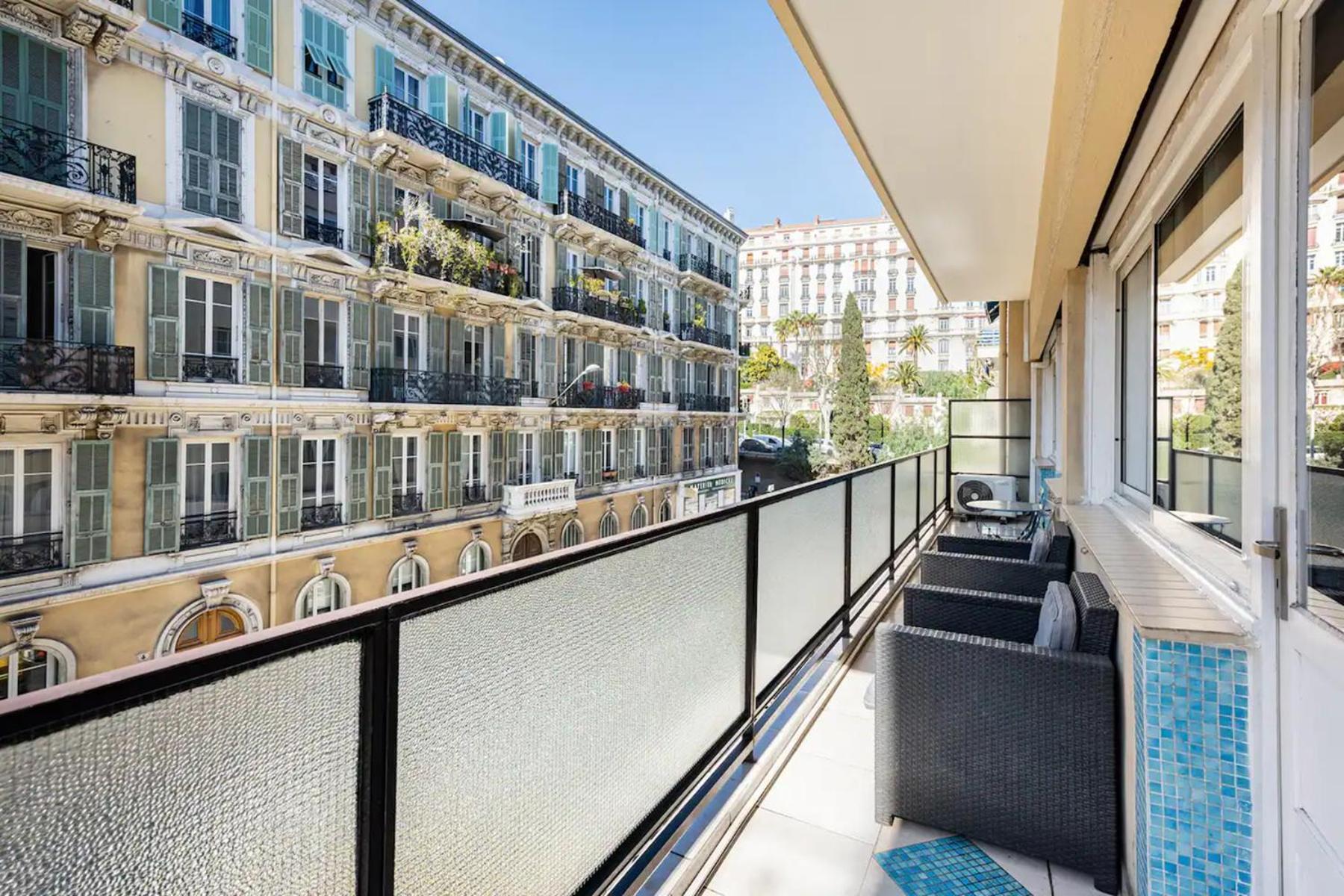 Ferienwohnung NOTRE DAME - Huge sunny modern 2BR flat - Terrace Nizza Exterior foto